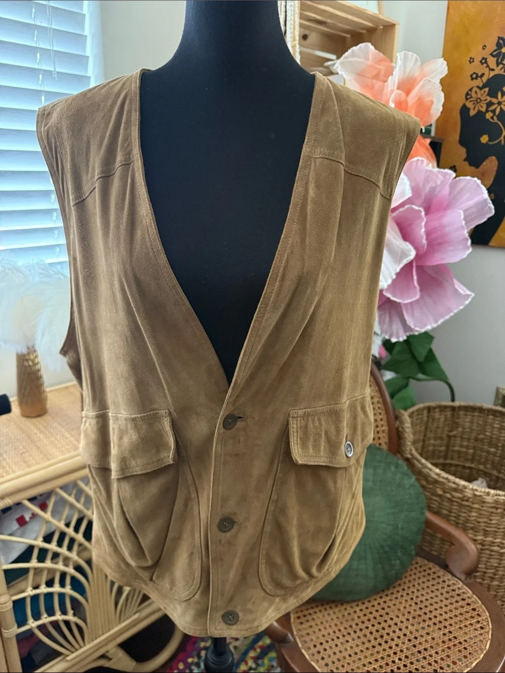Vintage 80s/90s La Matta Tan Suede Leather Debossed Sporting Utility Safari Vest